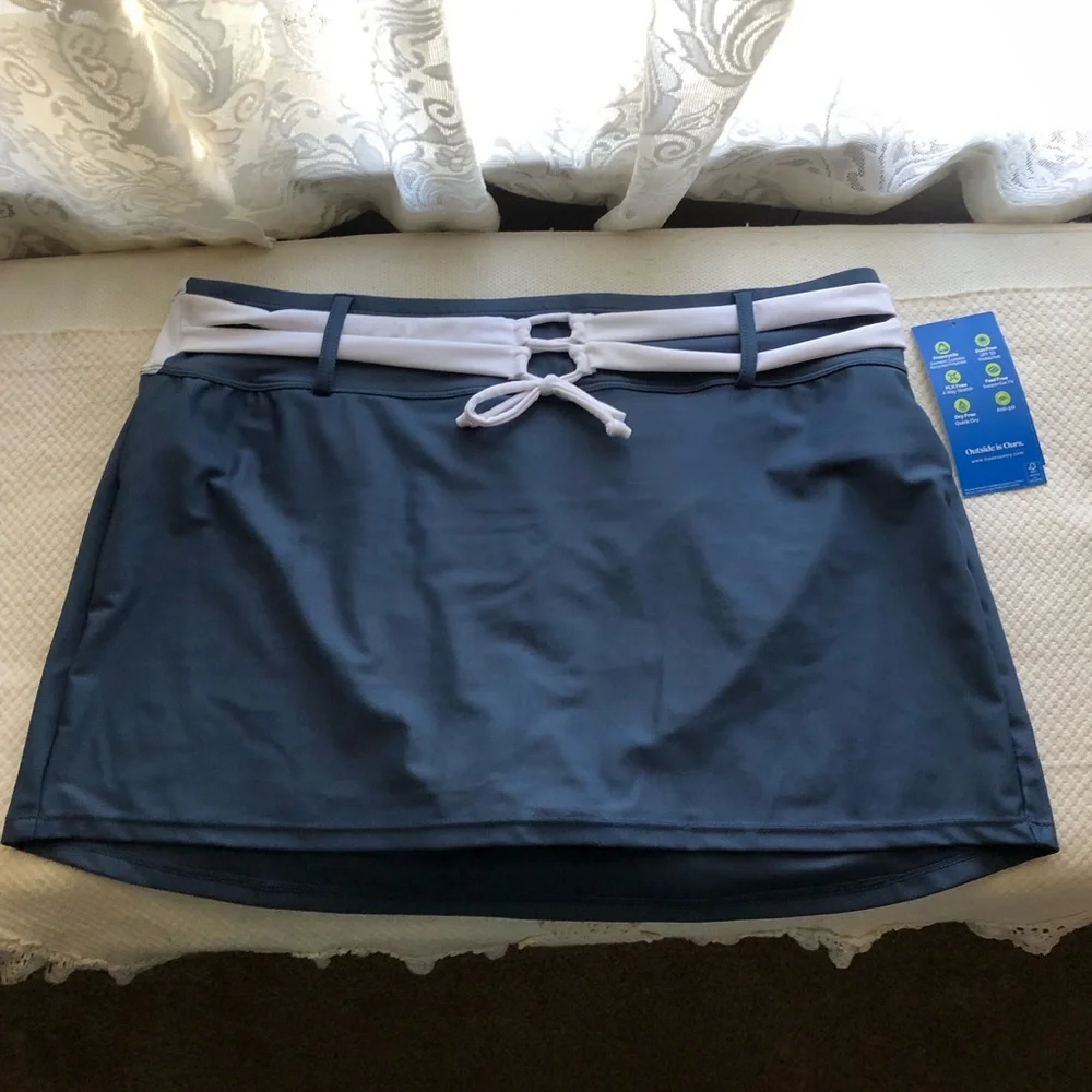 Stylish Blue and White Women's swimsuit skirt - Picture 1 of 9